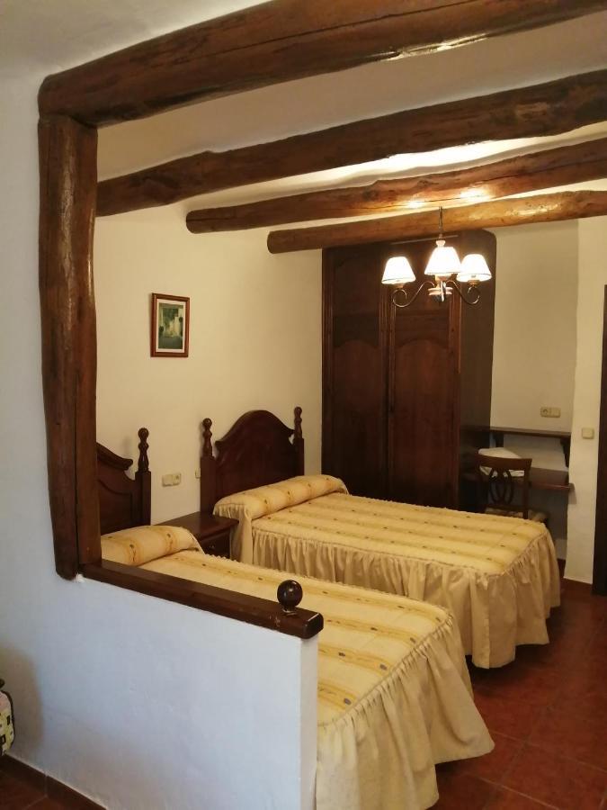 Hostal Ruta De Las Nieves Капилейра Екстериор снимка