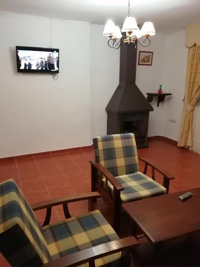 Hostal Ruta De Las Nieves Капилейра Екстериор снимка