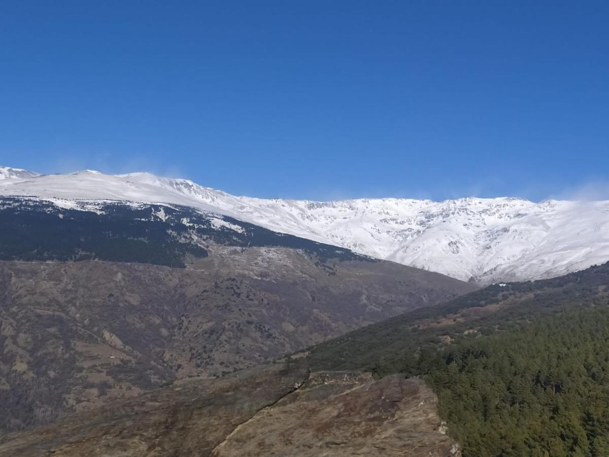 Hostal Ruta De Las Nieves Капилейра Екстериор снимка
