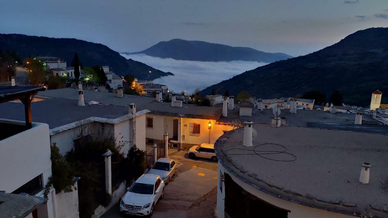 Hostal Ruta De Las Nieves Капилейра Екстериор снимка
