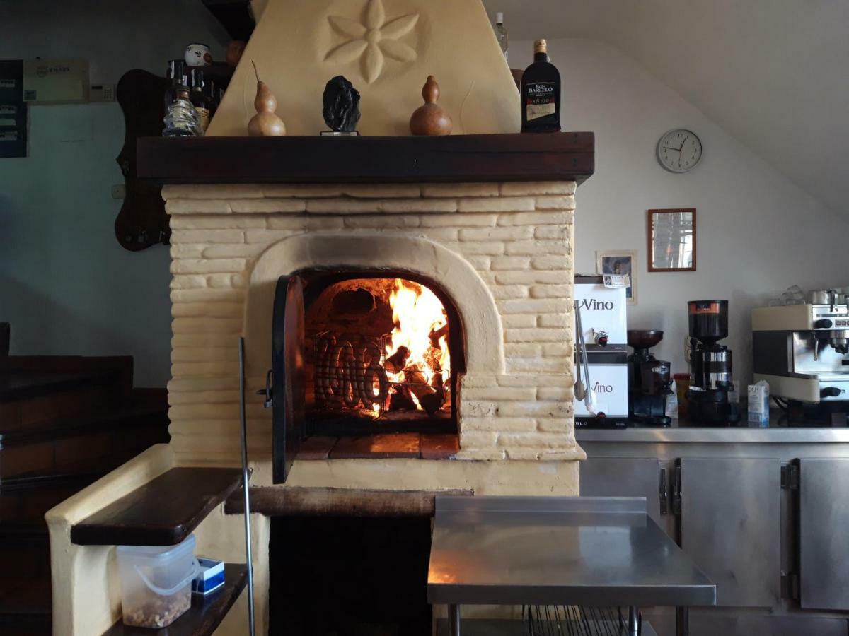 Hostal Ruta De Las Nieves Капилейра Екстериор снимка